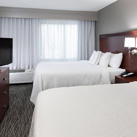 Courtyard By Marriott Waco Hotel Bagian luar foto