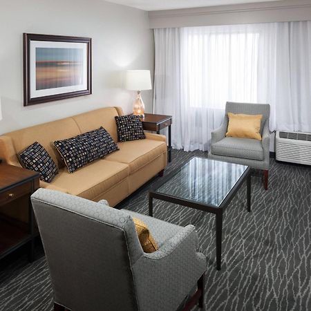 Courtyard By Marriott Waco Hotel Bagian luar foto