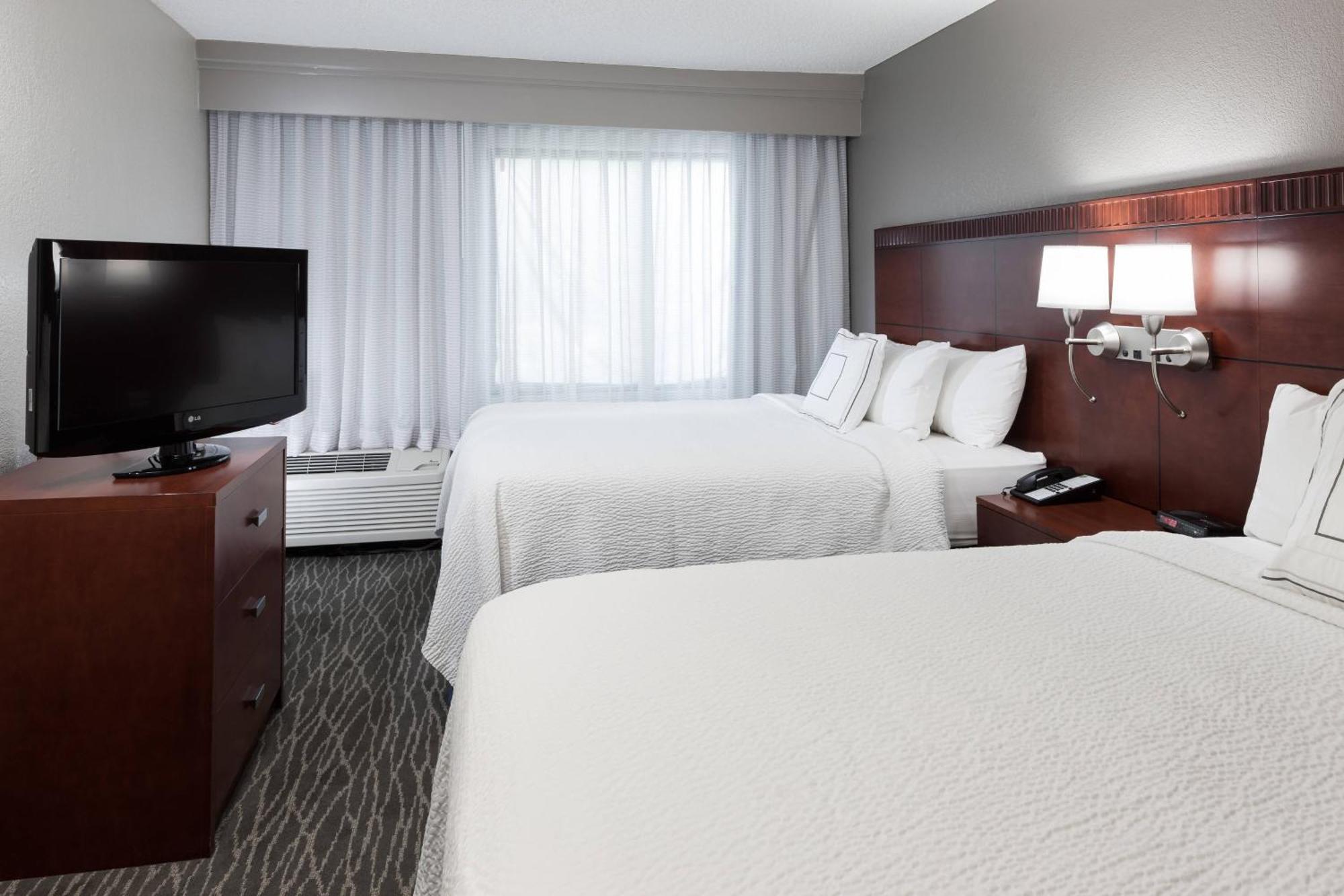 Courtyard By Marriott Waco Hotel Bagian luar foto